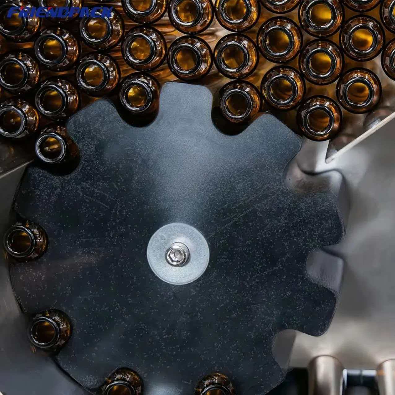 Automatic horizontal tube labeling machine detail view