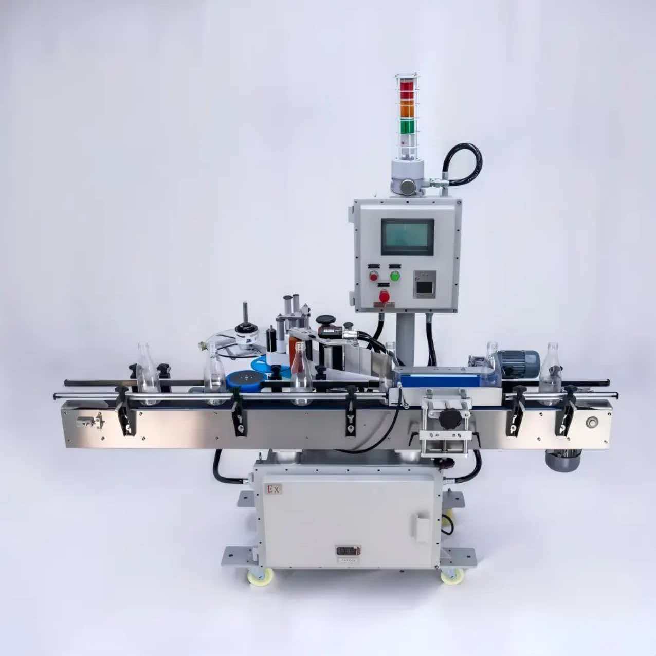 Automatic high-speed round bottle explosion-proof labeling machine